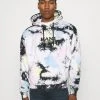 Budget 💯 Karl Kani RETRO TIE DYE OVERSIZE HOODIE UNISEX - Sweatshirt - Multicolor ⭐ -Karl Kani Verkäufe 0a945d548fbd4280a1ee3e071f491065