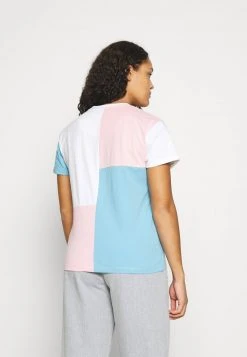 Billig 😀 Karl Kani SIGNATURE BLOCK TEE - T-Shirt Print - Light Blue, Damen ❤️ -Karl Kani Verkäufe 0acec8321baa4ab89b645278665ee91e