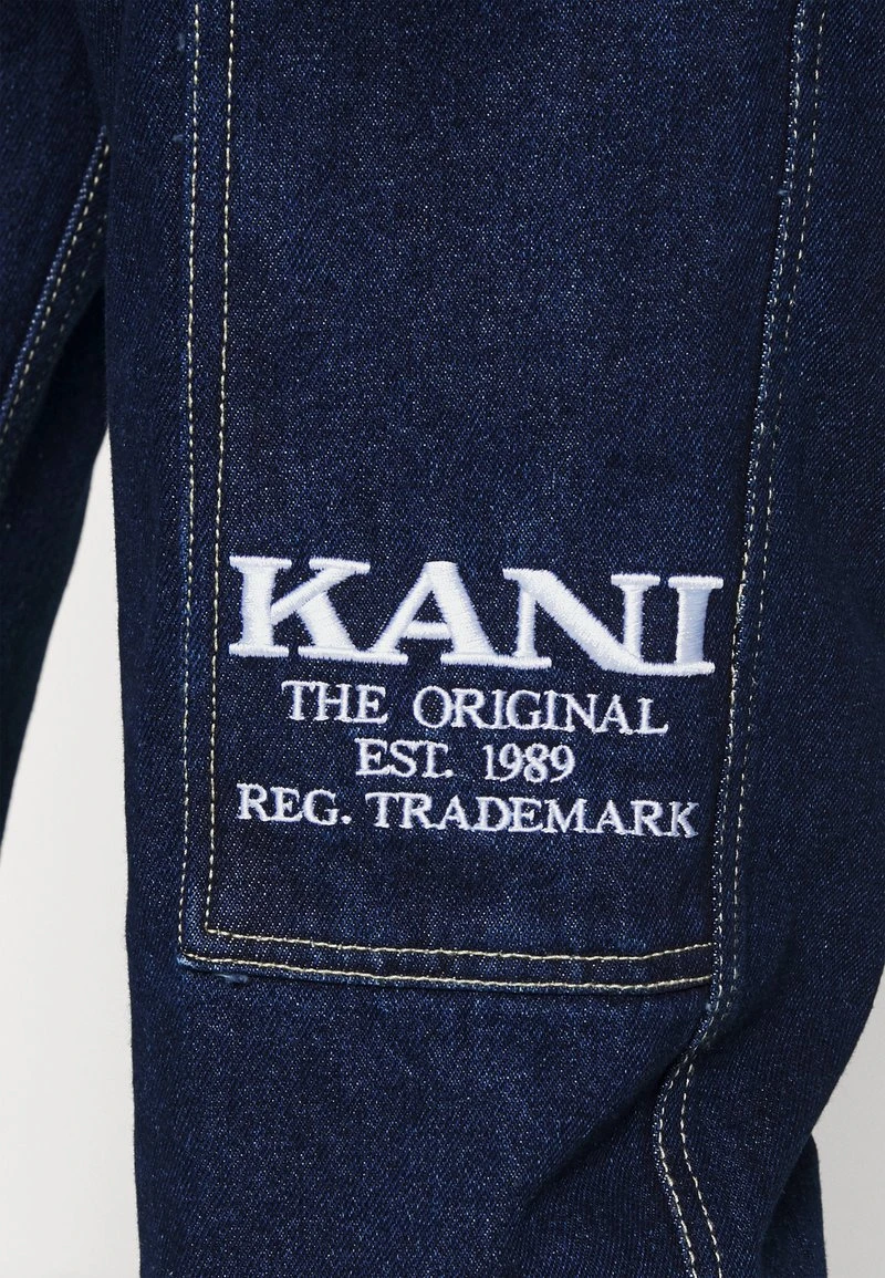 Blitzangebot ❤️ Karl Kani RETRO RINSED PANTS UNISEX - 👍 Jeans Relaxed Fit - Dark Blue 💯 8 Blitzangebot ❤️ Karl Kani RETRO RINSED PANTS UNISEX - 👍 Jeans Relaxed Fit - Dark Blue 💯 – Bild 6