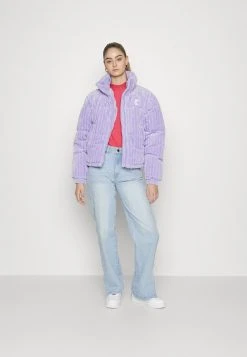 Brandneu 💯 Karl Kani SLIT - Jeans Relaxed Fit - Light Blue, Damen 🔥 -Karl Kani Verkäufe 129a6bd71aa64753a066ff20165fb861