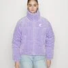 Beste Bewertungen von 🛒 Karl Kani FUZZY PUFFER JACKET - Winterjacke - Lilac, Damen ⌛ -Karl Kani Verkäufe 1a40e6c26db14b9d83157cbb1047be3e