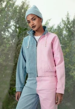 Top 10 ✔️ Karl Kani ORIGINALS BLOCK JACKET - 🔥 Jeansjacke - Rose/blue, Damen ✔️ -Karl Kani Verkäufe 1a8a7839d0514e1e9391f9fcf2e5a710