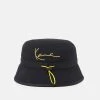 Coupon 👏 Karl Kani SIGNATURE BUCKET HAT UNISEX - Hut - Black 🔥 -Karl Kani Verkäufe 1ef1fcf35bd94729aa4c33bf9a428632