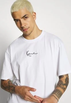 Schlussverkauf ⭐ Karl Kani KK SIGNATURE TEE - T-Shirt Basic - White, Herren 🤩 -Karl Kani Verkäufe 2790d38b1ddb4aa89d2f007e3df61a25