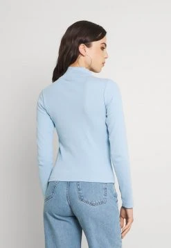 Blitzangebot 😀 Karl Kani SMALL SIGNATURE TURTLE NECK - Strickpullover - Light Blue, Damen ❤️ -Karl Kani Verkäufe 32c392e61be04206b1e0a17458f44c9c
