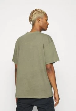 Beste Bewertungen von 😉 Karl Kani SMALL SIGNATURE BOX WASHED TEE UNISEX - T-Shirt Basic - Green 🔥 -Karl Kani Verkäufe 3677f6ce61084bfa9cf94d4df85f64a6