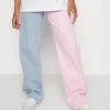 Coupon ❤️ Karl Kani BLOCK WIDE LEG PANTS - 🔥 Jeans Relaxed Fit - Rose/blue, Damen 😀 -Karl Kani Verkäufe 38c9539aed0f4b3f818e1f447f1fd720