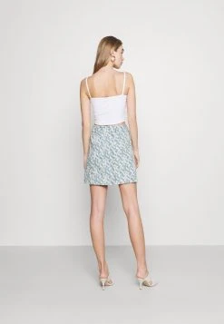 Brandneu 🌟 Karl Kani SKIRT - Minirock - Light Blue, Damen 🤩 14 Brandneu 🌟 Karl Kani SKIRT - Minirock - Light Blue, Damen 🤩 -Karl Kani Verkäufe 3be4aca2e99d4d41ad109ca42f504845
