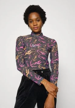Angebote 😍 Karl Kani SIGNATURE TURTLE NECK - Langarmshirt - Black, Damen ✨ 11 Angebote 😍 Karl Kani SIGNATURE TURTLE NECK - Langarmshirt - Black, Damen ✨ -Karl Kani Verkäufe 4124329b39364d57a0e24cc0fb15906d