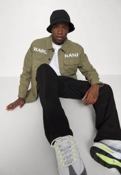 Großhandel 🧨 Karl Kani RETRO WASHED UTILITY JACKET - Leichte Jacke - Dark Green, Herren 🎉 11 Großhandel 🧨 Karl Kani RETRO WASHED UTILITY JACKET - Leichte Jacke - Dark Green, Herren 🎉 -Karl Kani Verkäufe 464a833b23cf4766a531cfb9ad33a066