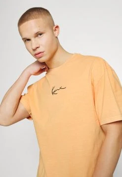 Schlussverkauf ⭐ Karl Kani SMALL SIGNATURE WASHED TEE UNISEX - T-Shirt Print - Light Orange ✨ -Karl Kani Verkäufe 46a8b6b8ba6f47a185357a331b077205