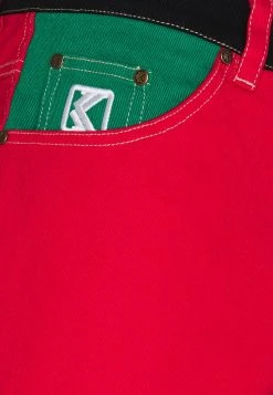 Neu ❤️ Karl Kani BLOCK - 🤩 Jeans Shorts - Red, Herren 👏 -Karl Kani Verkäufe 479a83532ed14e4db4ff6cd5004afe0d