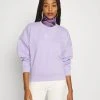 Bestes Angebot 👍 Karl Kani SMALL SIGNATURE CREW - Sweatshirt - Purple, Damen ❤️ -Karl Kani Verkäufe 496f1e3651954a14a601a57cee5309a4
