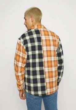 Budget ❤️ Karl Kani SMALL SIGNATURE BLOCK UNISEX - Hemd - Black 🧨 -Karl Kani Verkäufe 4a6dfbfb2e0b412a8606ecee6278fa69