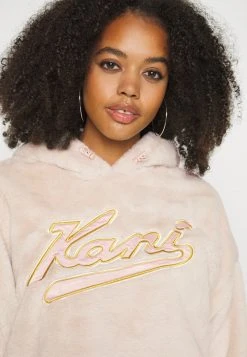 Angebote 🎁 Karl Kani VARSITY HOODIE - Kapuzenpullover - Cream, Damen 😀 -Karl Kani Verkäufe 4b02765ddc5a4c1c87f406755667c15b