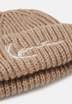 Blitzangebot 🎁 Karl Kani SIGNATURE FISHERMAN BEANIE UNISEX - Mütze - Taupe ❤️ -Karl Kani Verkäufe 4f4daacd44d44fe2adf3771348130592