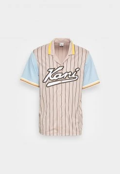 Besorgen 🌟 Karl Kani VARSITY ⚾ BASEBALL SHIRT UNISEX - Hemd - Light Sand 🧨 10 Besorgen 🌟 Karl Kani VARSITY ⚾ BASEBALL SHIRT UNISEX - Hemd - Light Sand 🧨 -Karl Kani Verkäufe 57fcf068f9ef42a9ab4aba782df097bf