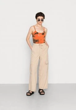 Bestpreis ✨ Karl Kani SMALL SIGNATURE TIE DYE - Top - Black, Damen ⭐ -Karl Kani Verkäufe 58ab0a23cef44d00bcf73d7b5296da84