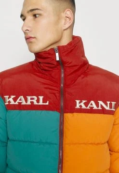 Angebote ❤️ Karl Kani UNISEX RETRO BLOCK PUFFER JACKET - Winterjacke - Dark Red ⌛ 13 Angebote ❤️ Karl Kani UNISEX RETRO BLOCK PUFFER JACKET - Winterjacke - Dark Red ⌛ -Karl Kani Verkäufe 5ad44ea4e6e3463e980c25bc788adbc1
