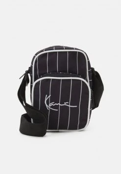 Neu ⭐ Karl Kani SIGNATURE PINSTRIPE MESSENGER BAG UNISEX - Umhängetasche - Black ✔️