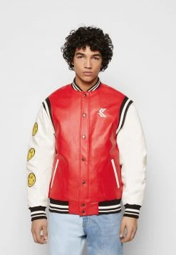 Brandneu 🎁 KARL KANI X SMILEY® COLLEGE JACKET - Kunstlederjacke - Red, Herren ⭐ -Karl Kani Verkäufe 689e88f822854b82bfdc53e30329d871