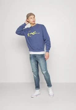 Großhandel 🎉 Karl Kani 3D SIGNATURE CREW UNISEX - Sweatshirt - Blue ✨ -Karl Kani Verkäufe 6dfa872f50554b26bd2150a37cc4ade0