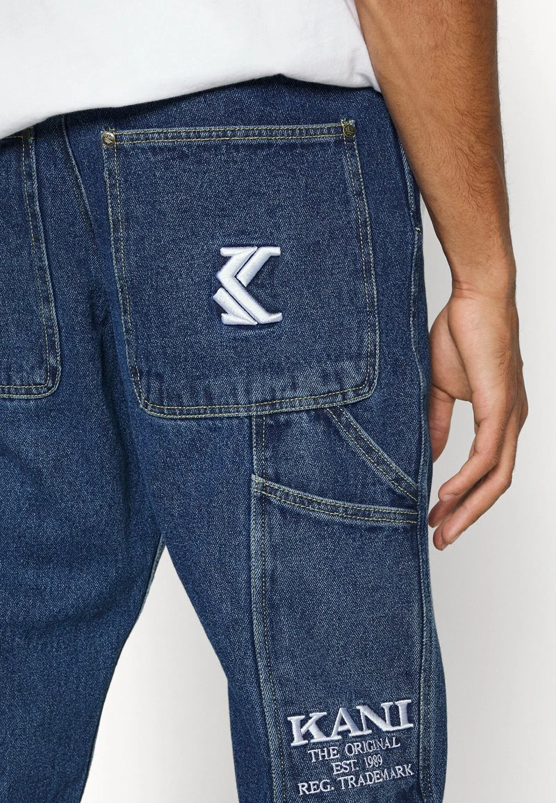 Rabatt 🎉 Karl Kani BAGGY PANTS - Jeans Relaxed Fit - Mid Blue, Herren ⭐ 7 Rabatt 🎉 Karl Kani BAGGY PANTS - Jeans Relaxed Fit - Mid Blue, Herren ⭐ – Bild 5