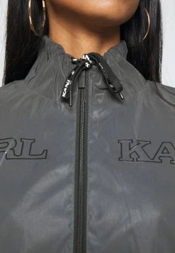 Neu ✨ Karl Kani RETRO REFLECTIVE TRACKJACKET - Leichte Jacke - Black, Damen 🔔 -Karl Kani Verkäufe 6f308b1c0b4c48bface34c2b386a5caf