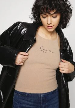 Budget 🛒 Karl Kani SMALL SIGNATURE - Top - Taupe, Damen ✨ 11 Budget 🛒 Karl Kani SMALL SIGNATURE - Top - Taupe, Damen ✨ -Karl Kani Verkäufe 70fcf06e7c58457b9636b64cf49e43bb