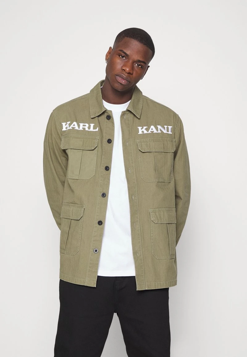 Großhandel 🧨 Karl Kani RETRO WASHED UTILITY JACKET - Leichte Jacke - Dark Green, Herren 🎉 3 Großhandel 🧨 Karl Kani RETRO WASHED UTILITY JACKET - Leichte Jacke - Dark Green, Herren 🎉