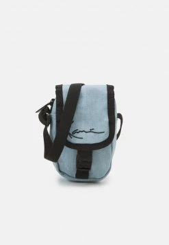 Blitzangebot 🔥 Karl Kani SIGNATURE MINI MESSENGER BAG - Umhängetasche - Light Blue, Herren 👍