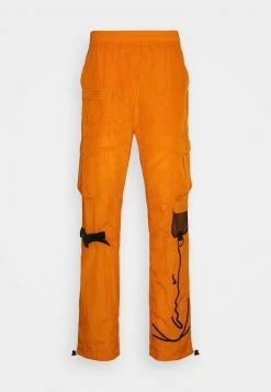 Besorgen 😀 Karl Kani SIGNATURE CRINCLE PANTS UNISEX - Cargohose - Orange ✨ -Karl Kani Verkäufe 791a6f47cda348a4a3a21b2b9e6231a1