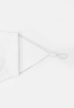 Bester Verkauf ⌛ Karl Kani SIGNATURE FACE MASK - Stoffmaske - White, Unisex ✔️ 15 Bester Verkauf ⌛ Karl Kani SIGNATURE FACE MASK - Stoffmaske - White, Unisex ✔️ -Karl Kani Verkäufe 7a0931f877614d99812369067ac46e64