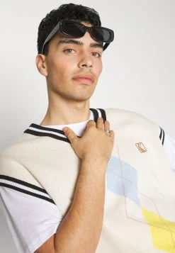 Bestes Angebot 🌟 Karl Kani VEST UNISEX - Strickpullover - Cream 😉 17 Bestes Angebot 🌟 Karl Kani VEST UNISEX - Strickpullover - Cream 😉 -Karl Kani Verkäufe 7c46fd3fa74c4b71bd87653d4a95088c