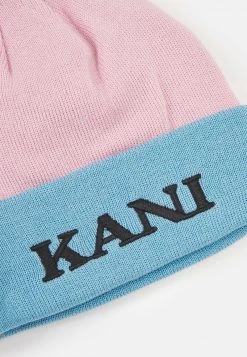 Top 10 😍 Karl Kani RETRO BLOCK BEANIE UNISEX - Mütze - Rose ✔️ -Karl Kani Verkäufe 8d32a1bbf5fa4a74a7f0557980afb47e
