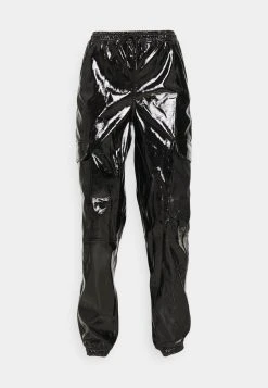 Rabatt 🎁 Karl Kani SIGNATURE GLOSSY PANTS - Stoffhose - Black, Damen ✨ -Karl Kani Verkäufe 8e929a1372db49c6a439e5368d891f3b
