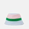 Top 10 ❤️ Karl Kani SIGNATURE BLOCK BUCKET HAT UNISEX - Hut - Green ✨ -Karl Kani Verkäufe 8f5a5d19067d4f33b9e6d9f27d4c7e06