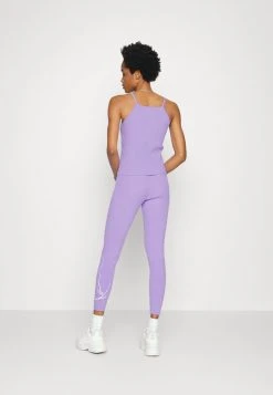 Neu 🤩 Karl Kani SMALL SIGNATURE - Top - Purple, Damen 🎉 -Karl Kani Verkäufe 91c047464e314101bb7e5f541784a135