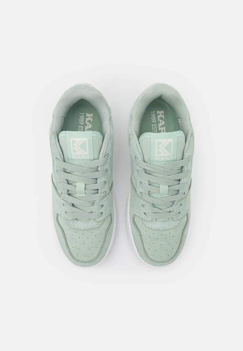 Am billigsten 😀 Karl Kani UP LOGO - Sneaker Low - Frosty Green/white/pearled Ivory, Damen ✔️ 8 Am billigsten 😀 Karl Kani UP LOGO - Sneaker Low - Frosty Green/white/pearled Ivory, Damen ✔️ – Bild 6