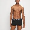 Bester Verkauf ❤️ Karl Kani RETRO TAPE ESSENTIAL BOXER BRIEFS 3 PACK - Panties - Black, Herren ❤️ -Karl Kani Verkäufe 9b4a7c2aaef641f2bd2a57cdfeb44c80