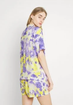 Schlussverkauf ⌛ Karl Kani SMALL SIGNATURE PAISLEY RESORT - Hemdbluse - Lilac, Damen 🧨 -Karl Kani Verkäufe a5e825433dd04f57b12110b316c0be41