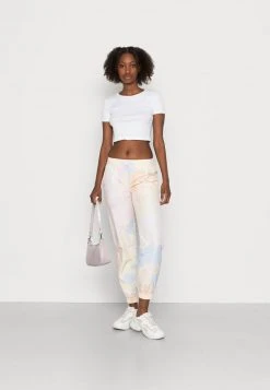 Brandneu 🎉 Karl Kani SIGNATURE TIE DYE TRACKPANTS - Jogginghose - Multicolor, Damen ⭐ -Karl Kani Verkäufe a8d99fbc4c6c494c990a149f290e1ee2