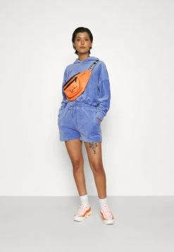 Blitzangebot 👏 Karl Kani SIGNATURE CROP NICKI HOODIE - Sweatshirt - Blue, Damen ⭐ -Karl Kani Verkäufe abcfdbfa7c7f491aac1bb3fe01bfe68c