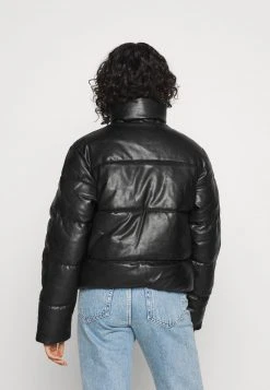 Schlussverkauf ✔️ Karl Kani RETRO PUFFER JACKET - Winterjacke - Black, Damen ✨ -Karl Kani Verkäufe b485d9546a494879a90c44f69074133b