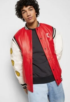 Brandneu 🎁 KARL KANI X SMILEY® COLLEGE JACKET - Kunstlederjacke - Red, Herren ⭐ -Karl Kani Verkäufe b86dded4946d4e40b09ea556e39ef488