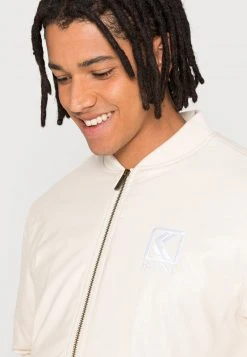 Coupon ✨ Karl Kani OG CROCO JACKET CREAM - Bomberjacke - Cream, Herren 🥰 -Karl Kani Verkäufe b9b5b677862a4a2fa66691aacb02956d