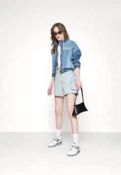 Rabatt ✨ Karl Kani RETRO BLOCK JACKET - Jeansjacke - Blue, Damen ✔️ -Karl Kani Verkäufe bc4a1facbc8c4960b110d77ec0d7b947