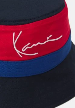 Angebote 🧨 Karl Kani SIGNATURE BLOCK BUCKET HAT - Hut - Blue/navy/red, Herren ⌛ -Karl Kani Verkäufe bd1b3294a57a4f4dbd811d94a9b02695