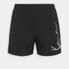 Beste Bewertungen von 🤩 Karl Kani SIGNATURE BOARD - Badeshorts - Black, Herren 🧨 -Karl Kani Verkäufe c10a7deac5874539af59c9785e822d82
