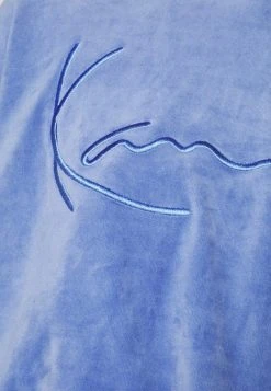 Blitzangebot 👏 Karl Kani SIGNATURE CROP NICKI HOODIE - Sweatshirt - Blue, Damen ⭐ -Karl Kani Verkäufe c68e60c5a9844daa9f3f3109c8aba220